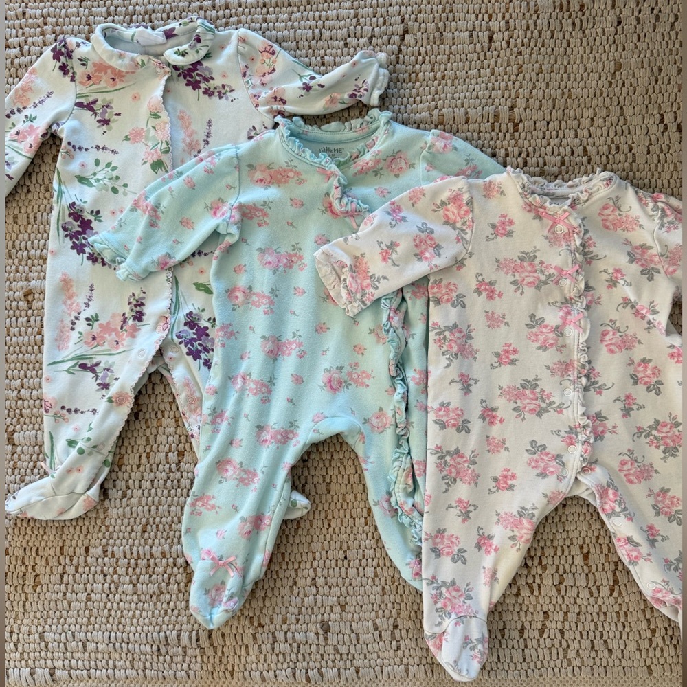 Baby girl floral sleep and play set, size 6 months